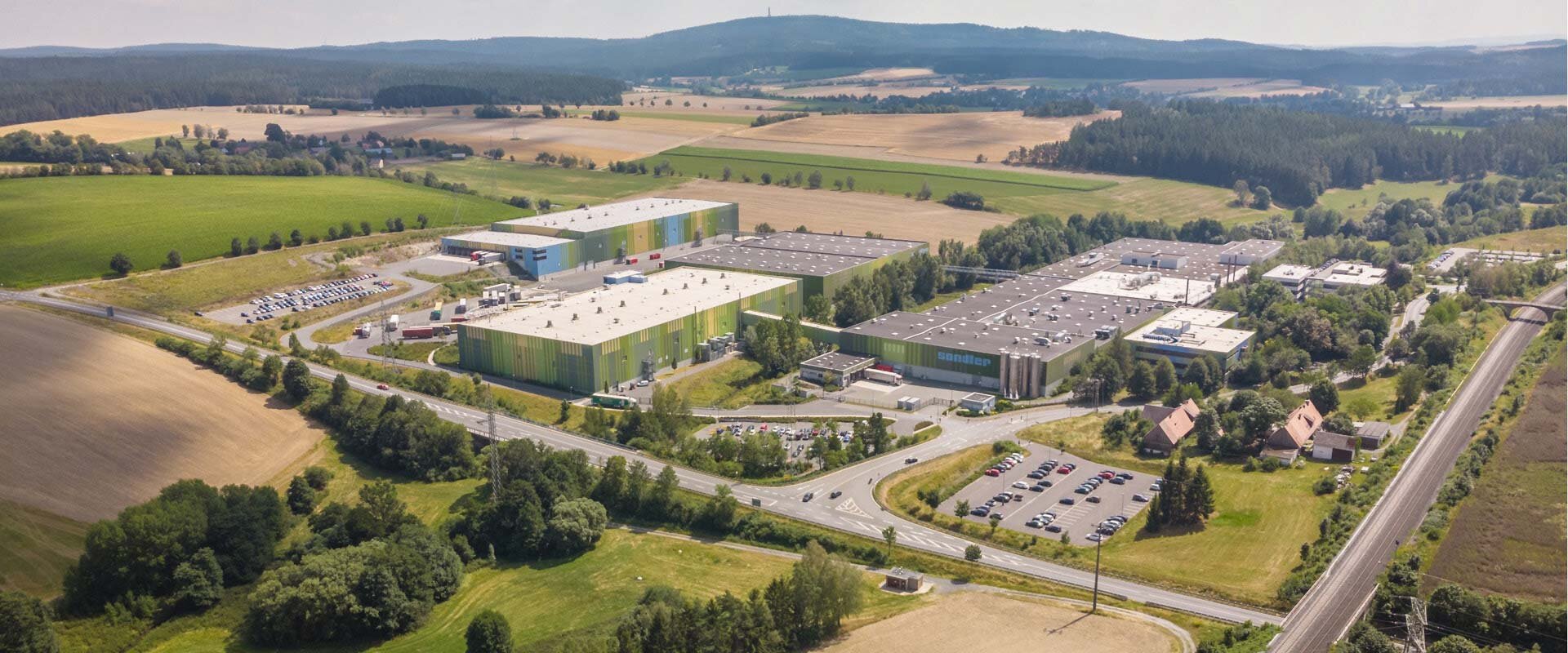 Unternehmensgebäude der Sandler Group in Schwarzenbach an der Saale
